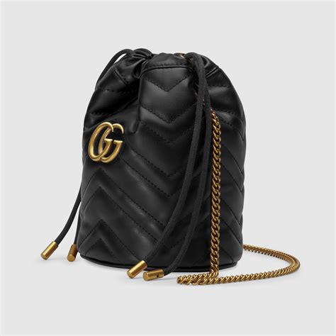 gucci secchiello bagno|Secchiello GG Marmont Mini in pelle in Nero .